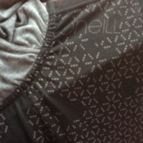 O'Neill Black & Gray Funnel Neck Hoodie Activewear Thumb Holes Pullover Size M - Picture 3 of 5